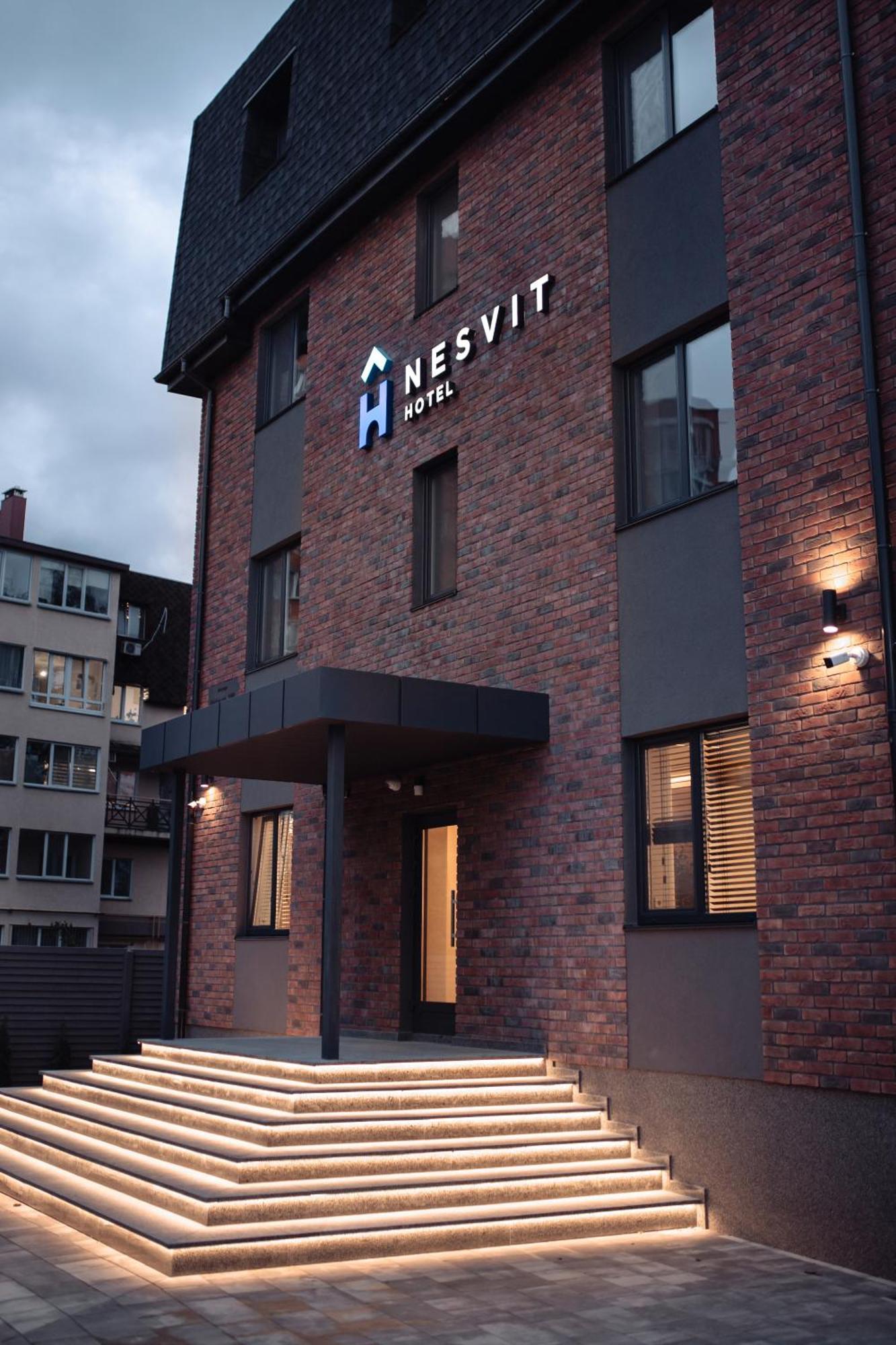 Nesvit Hotel Kiev Exterior foto